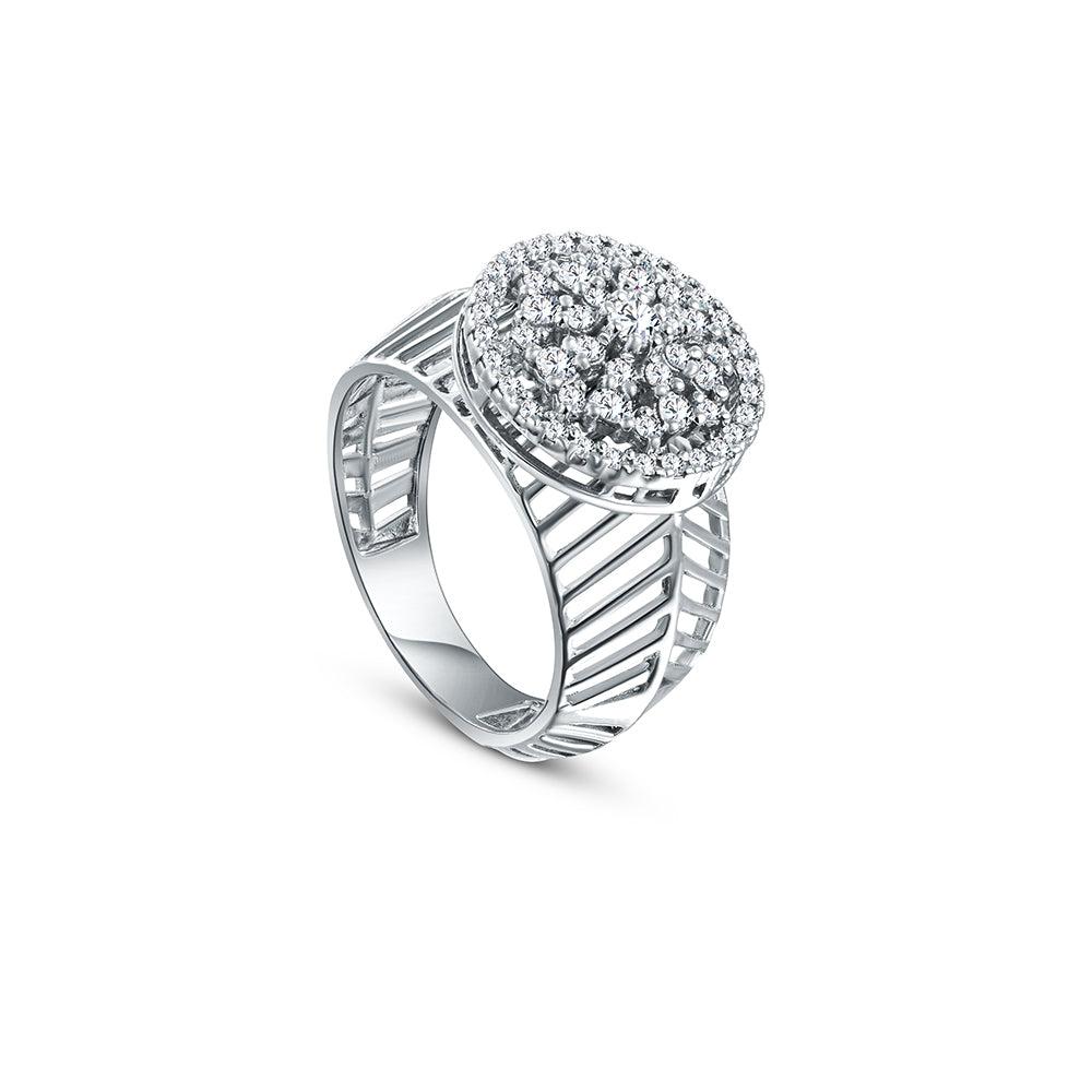 خاتم من الذهب الأبيض عيار 18 قيراط مرصع بالألماس - E-R277