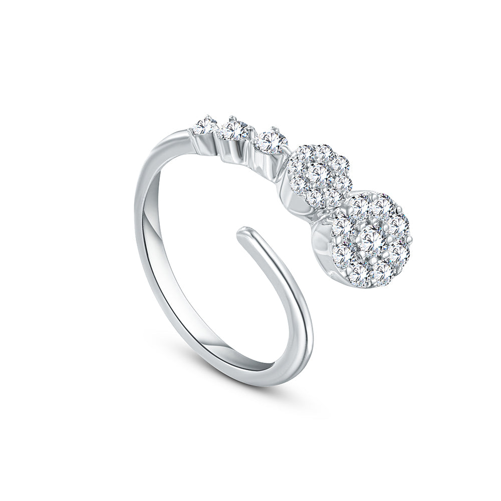 خاتم من الذهب الأبيض عيار 18 قيراط مرصع بالألماس - E-R60B